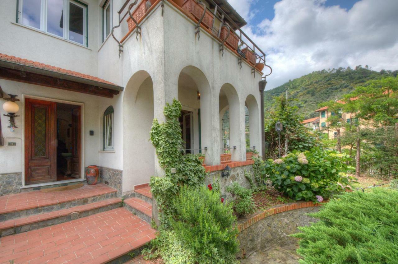 Appartamento In Villa A 5 Km Dal Mare Албисола Супериоре Екстериор снимка