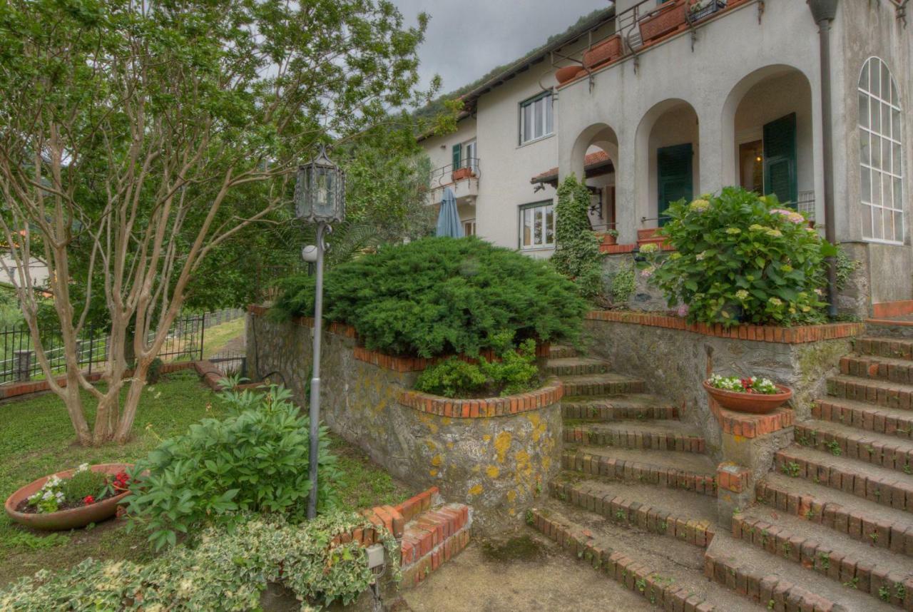 Appartamento In Villa A 5 Km Dal Mare Албисола Супериоре Екстериор снимка